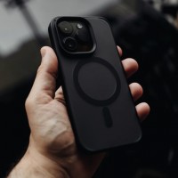 ELTORO MAGSAFE SMOKE RUBBERIZED COVER FOR IPHONE 15 PRO - BLACK