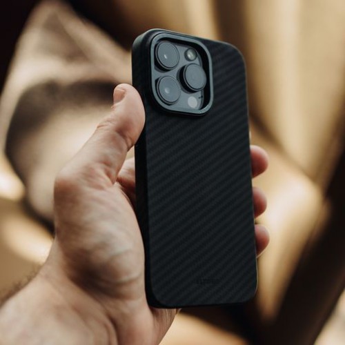 ELTORO MAGSAFE IRON CARBON COVER FOR IPHONE 15 PRO MAX- BLACK