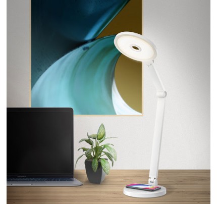 Momax Smart Desk Lamp With Wireless Charger
